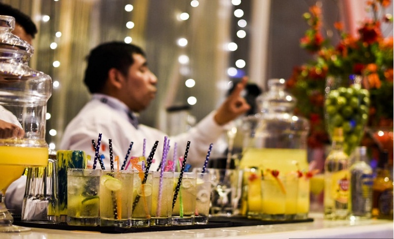 12 original ideas to have an unforgettable drinks bar