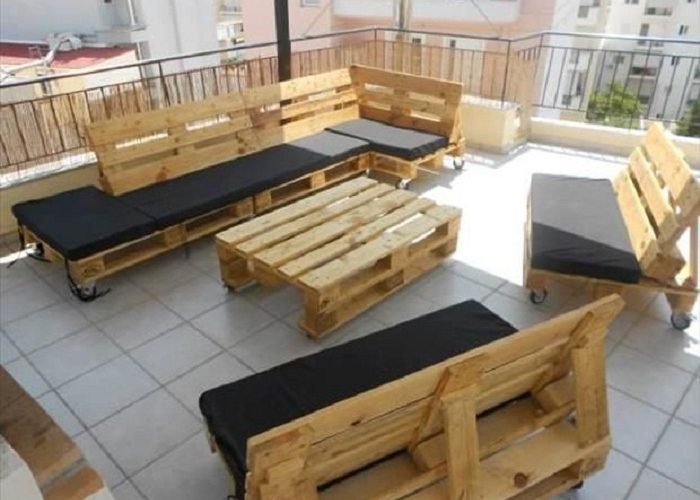 how to make furniture with pallets