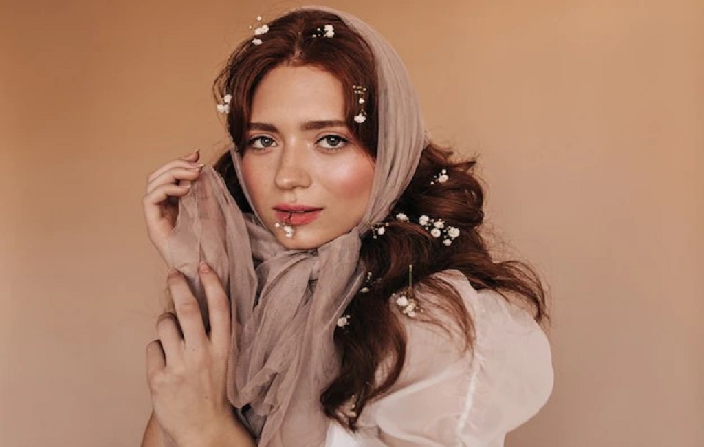 creative ways to wear shawls